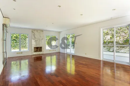 Casa de Condomínio com 4 Quartos à venda, 330m² no Santo Amaro, São Paulo