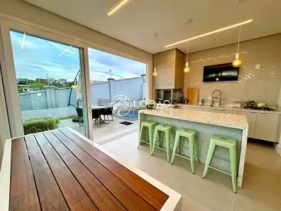 Casa de Condomínio com 3 Quartos à venda, 385m² no Parque Ipiranga, Resende