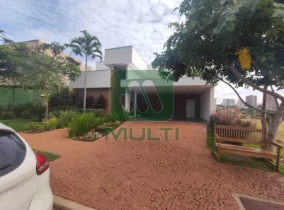 Casa de Condomínio com 3 Quartos para alugar, 232m² no Granja Marileusa, Uberlândia