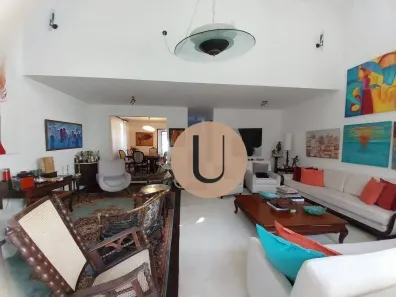 Casa de Condomínio com 4 Quartos à venda, 281m² no Jardim Leonor, São Paulo