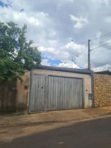 Casa com 3 Quartos à venda, 161m² no Jardim Gardênias, Araraquara