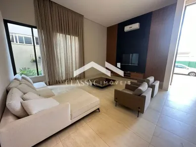 Casa de Condomínio com 3 Quartos para alugar, 240m² no Jardim Sul, Uberlândia