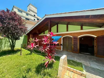 Casa com 4 Quartos à venda, 140m² no Jardim Las Palmas, Guarujá