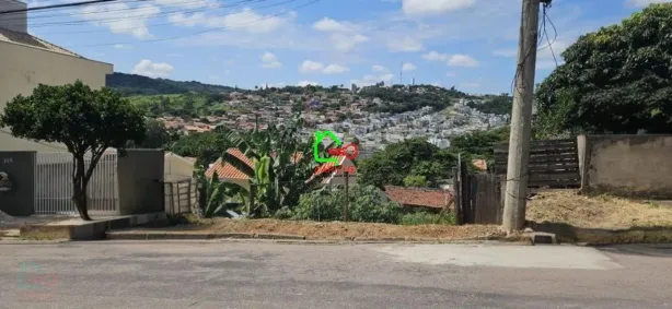 Lote/Terreno à venda, 409m² no Jardim Pinheiros, Valinhos
