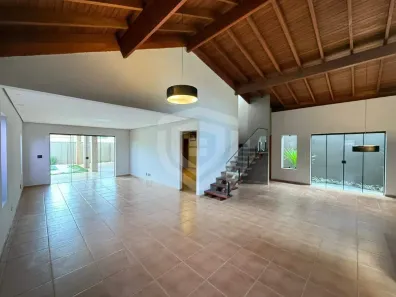 Casa de Condomínio com 3 Quartos para alugar, 255m² no Residencial Villaggio III, Bauru
