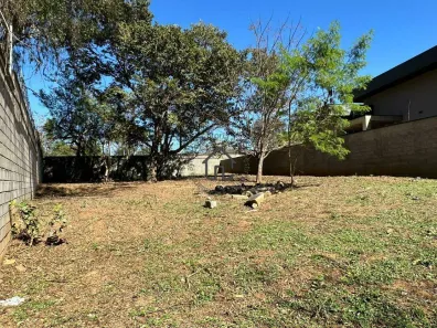 Lote/Terreno à venda, 802m² no Residencial Aziz Louveira, Louveira