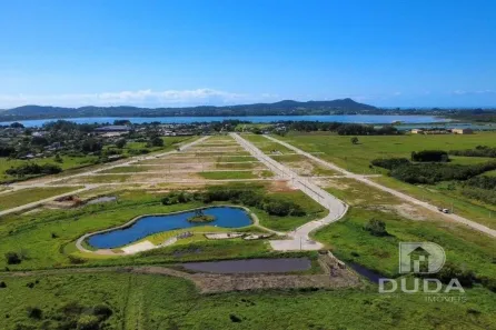 Lote/Terreno à venda, 303m² no Campo Duna, Imbituba