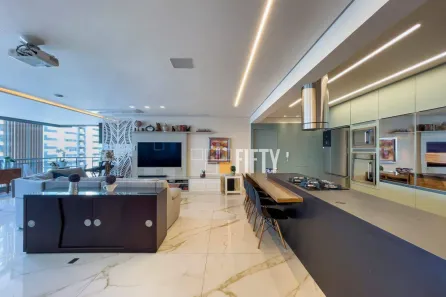 Apartamento com 4 Quartos para alugar, 197m² no Jardim das Acácias, São Paulo