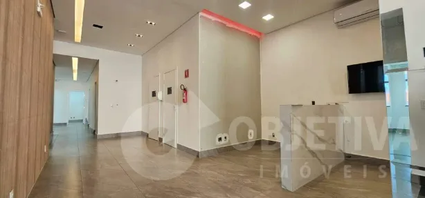 Prédio Comercial para alugar, 260m² no Lídice, Uberlândia