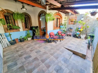 Casa com 2 Quartos à venda, 100m² no Planalto, Belo Horizonte