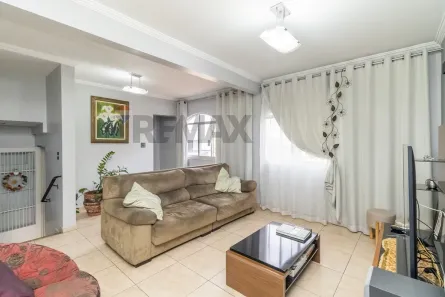 Sobrado com 3 Quartos à venda, 250m² no Parque Peruche, São Paulo
