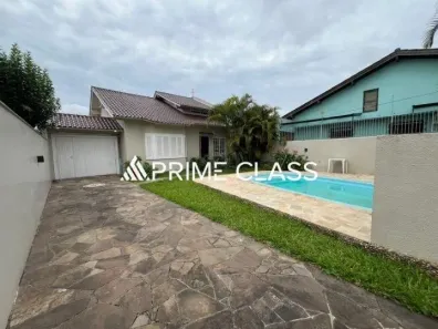 Casa com 3 Quartos para alugar, 282m² no Niterói, Canoas