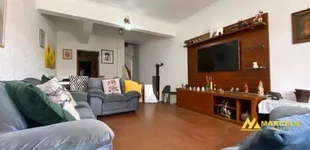 Sobrado com 3 Quartos à venda, 230m² no Vila Romana, São Paulo