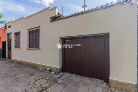 Casa com 2 Quartos à venda, 90m² no Navegantes, Porto Alegre