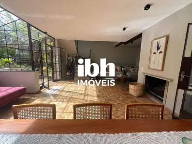 Casa de Condomínio com 3 Quartos para alugar, 250m² no Retiro das Pedras, Brumadinho