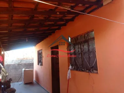 Casa com 2 Quartos à venda, 117m² no Campos Silveira, Ribeirão das Neves
