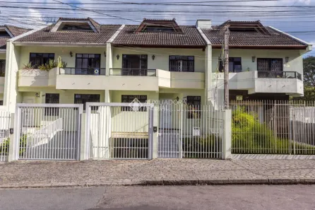 Sobrado com 4 Quartos à venda, 223m² no Mercês, Curitiba