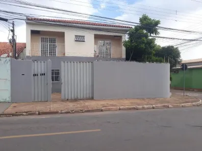 Casa com 8 Quartos à venda, 329m² no Jardim Europa, Cuiabá