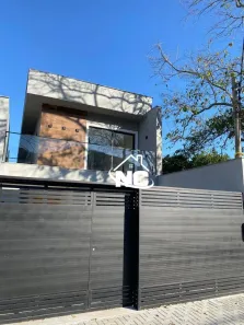 Casa de Condomínio com 4 Quartos à venda, 240m² no Piratininga, Niterói