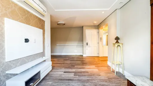 Apartamento com 3 Quartos para alugar, 110m² no Rio Branco, Porto Alegre