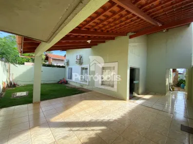 Casa com 3 Quartos à venda, 180m² no Plano Diretor Norte, Palmas