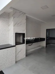 Casa com 3 Quartos à venda, 200m² no Laranjeiras, Uberlândia