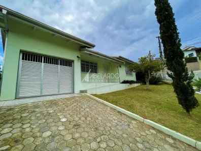 Casa com 2 Quartos para alugar, 175m² no Badenfurt, Blumenau