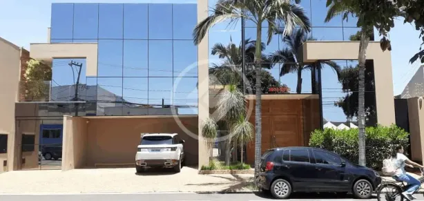 Prédio Comercial à venda, 740m² no Centro, Balbinos
