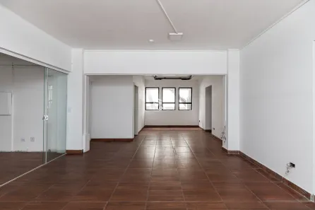 Sala Comercial para alugar, 228m² no Centro, Curitiba