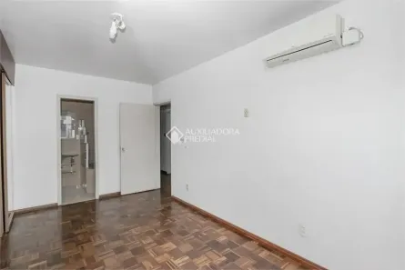 Apartamento com 3 Quartos para alugar, 120m² no Rio Branco, Porto Alegre
