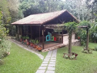 Fazenda/Sítio com 4 Quartos à venda, 700m² no 9 de Abril, Barra Mansa