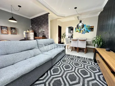 Sobrado com 3 Quartos à venda, 180m² no Pilarzinho, Curitiba