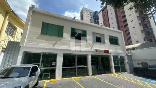 Ponto Comercial para alugar, 919m² no Santa Efigênia, Belo Horizonte