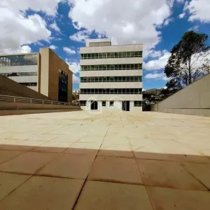 para alugar, 658m² no Estoril, Belo Horizonte