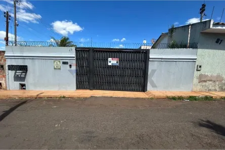 Casa com 3 Quartos à venda, 161m² no Setor Antena, Jataí