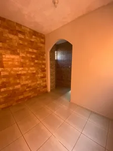 Casa com 1 Quarto para alugar, 35m² no Goiânia, Belo Horizonte