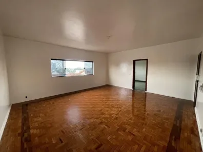 Casa com 4 Quartos para alugar, 221m² no Jardim São Paulo, Americana