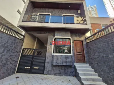 Sobrado com 4 Quartos à venda, 250m² no Gonzaga, Santos