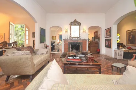 Casa com 3 Quartos à venda, 310m² no Vila Madalena, São Paulo