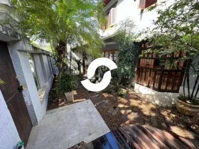 Casa com 4 Quartos à venda, 240m² no Piratininga, Niterói