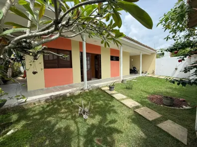 Casa de Condomínio com 3 Quartos à venda, 450m² no Santa Amélia, Maceió