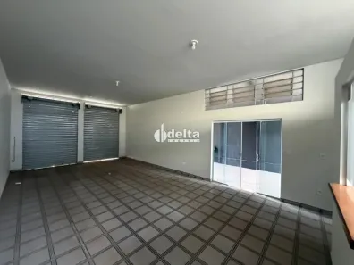 Ponto Comercial para alugar, 180m² no Santa Mônica, Uberlândia