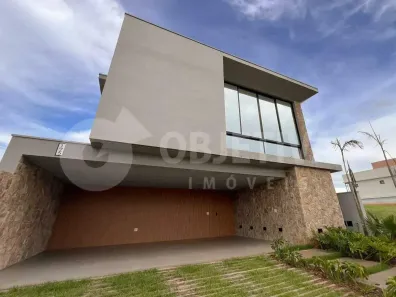 Casa de Condomínio com 3 Quartos à venda, 278m² no Morada da Colina, Uberlândia