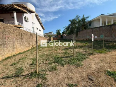 Lote/Terreno à venda, 636m² no Ibituruna, Montes Claros