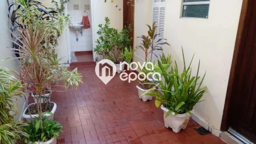 Apartamento com 2 Quartos à venda, 65m² no Copacabana, Rio de Janeiro