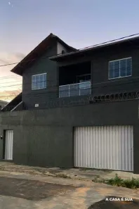 Casa com 4 Quartos para alugar, 280m² no Centro, Contagem