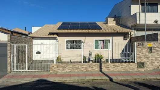 Casa com 2 Quartos à venda, 150m² no Forquilhinha, São José