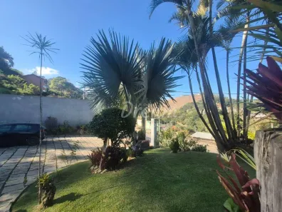 Casa com 3 Quartos à venda, 153m² no Granja Florestal, Teresópolis