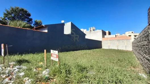 Lote/Terreno à venda, 300m² no Jardim Califórnia, Ribeirão Preto