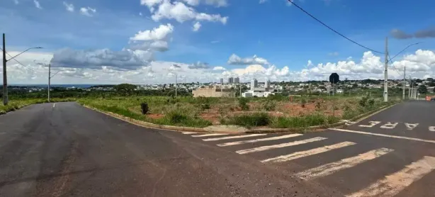 Lote/Terreno à venda, 382m² no Aclimação, Uberlândia